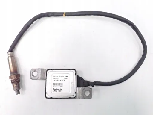 059 907 - Лямбда-зонд, датчик NOX для Audi Q7 4L 3.0 059907807E