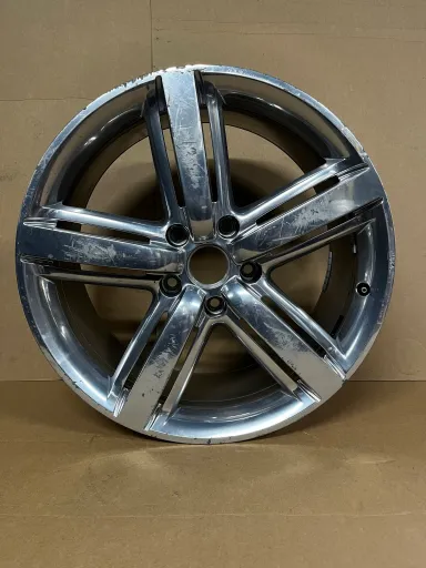 Диск Vw Touareg 9Jx20 ET57 5x130 7P6601025G RD473
